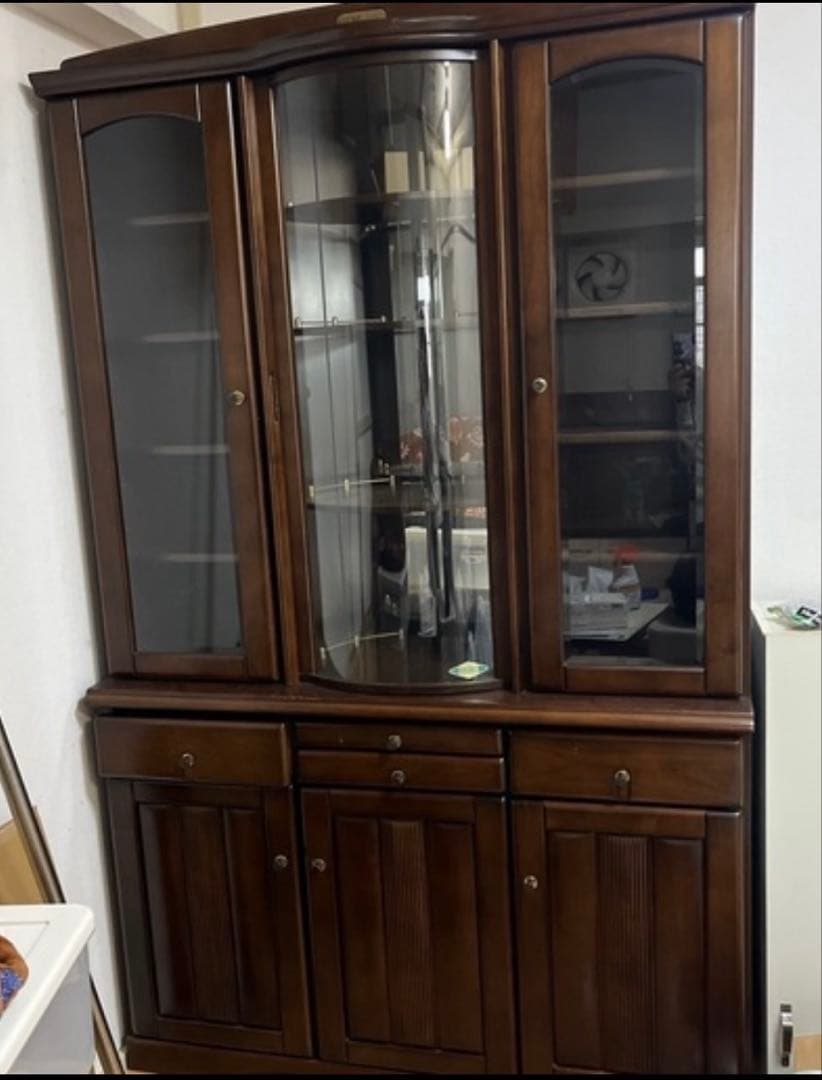 木製食器棚 ガラス回転扉付き ダークブラウン - メルカリ