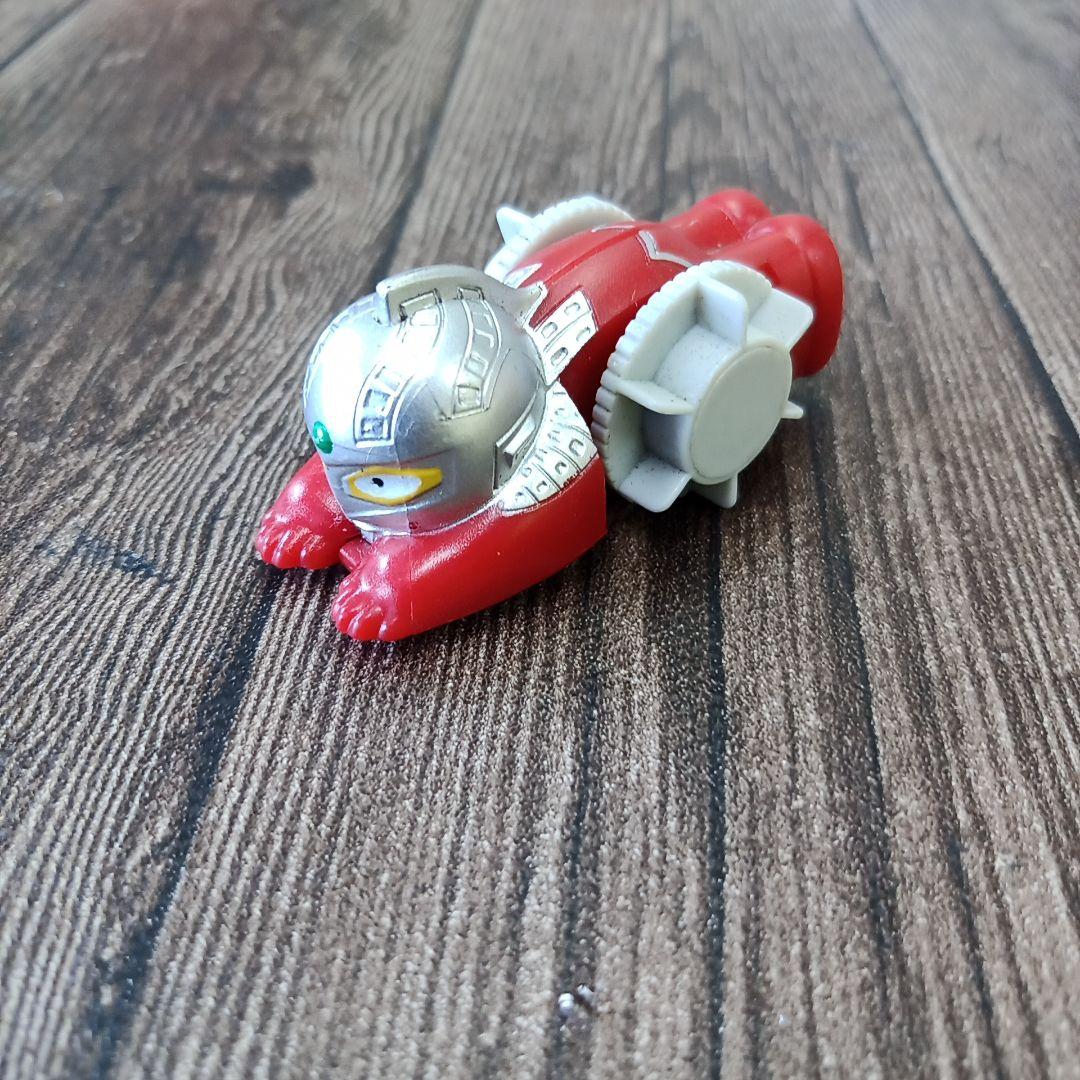 ウルトラマン ダイドーブレンド×ウルトラマンシリーズ 水陸両用 ウルトラマンシリーズ」と「ダイドーブレンドシリーズ」のコラボ