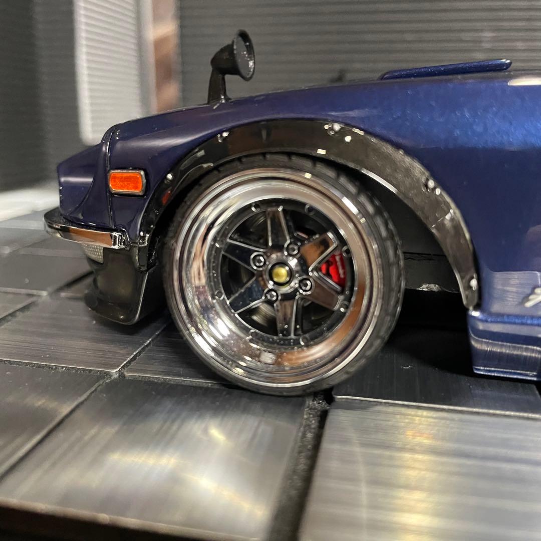 イグニッションモデル 1/18 日産 フェアレディーZ(S30)カスタム仕様➁