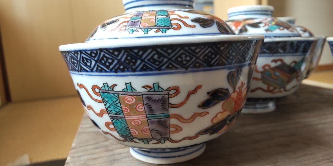 古伊万里 蓋茶碗 冨貴長春 明治18年20客のうち5客 - メルカリ