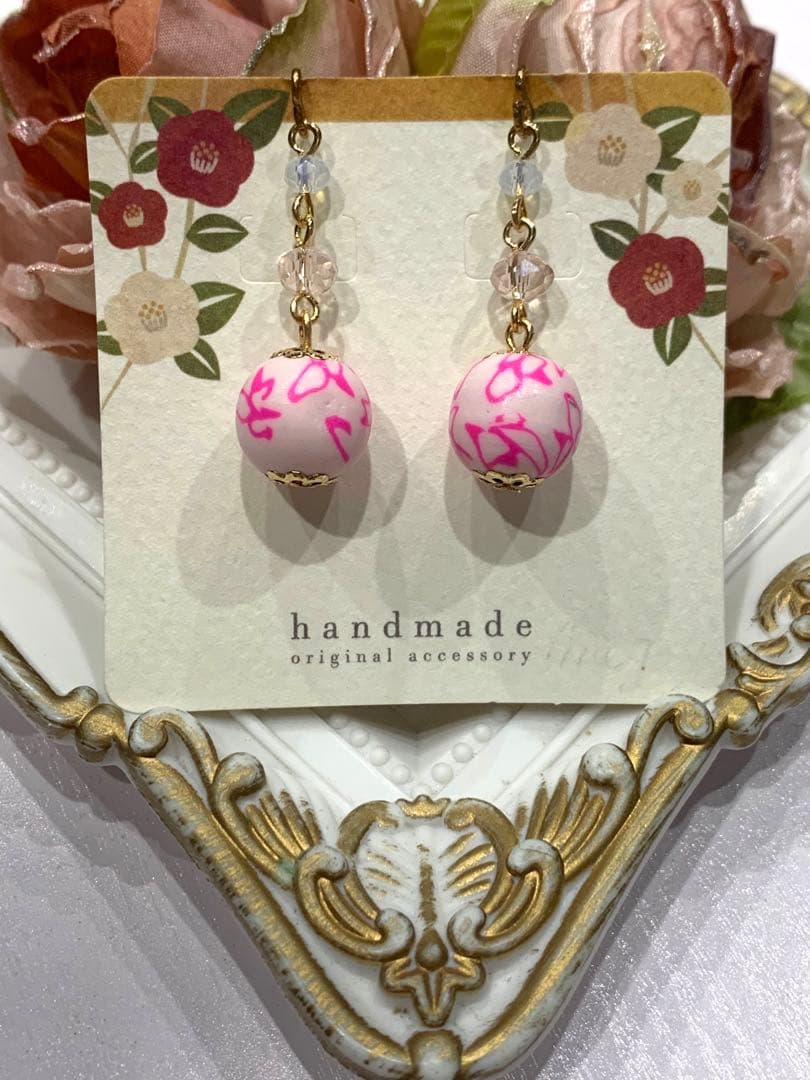 No.1253 ポリマークレイ④ ピアス ピアス】うるまの花 ポリマークレイ ピアス 沖縄 紅型ピアス 粘土