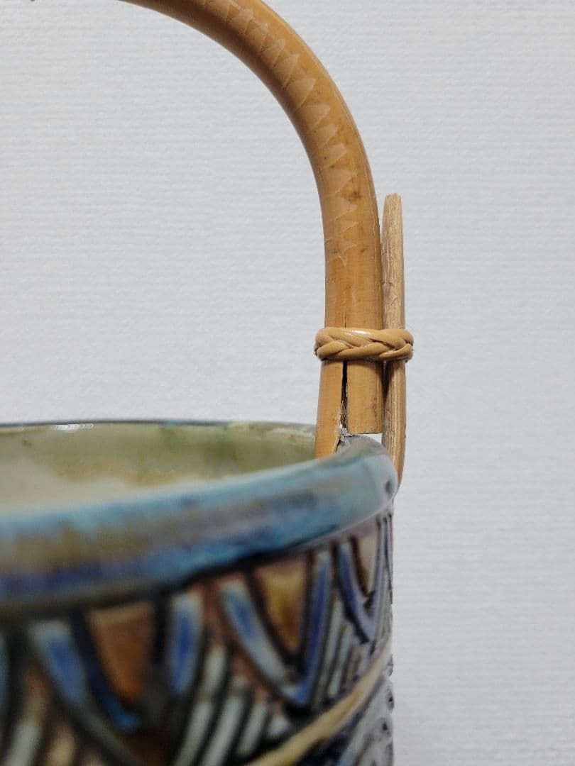 宮城須美子作 沖縄 やむちん 花器 花瓶 フラワーベース 置物