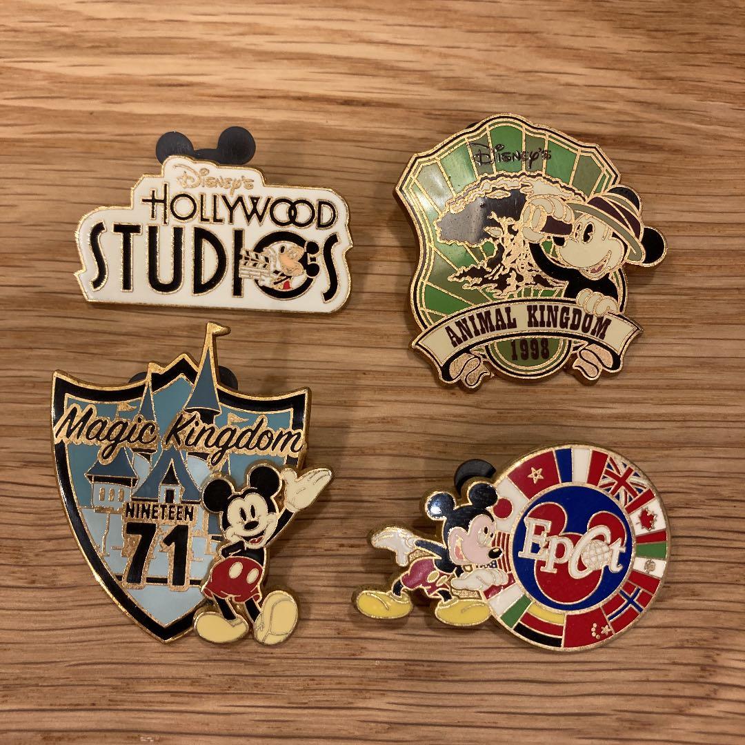 フロリダウォルトディズニーワールド ピンバッジ9個 ネックストラップ