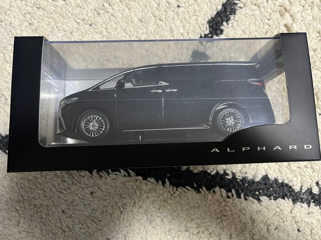 新型アルファード ミニカー202ブラック Amazon | 1/30 トヨタ 新型アルファード ハイブリッド ALPHARD 前期