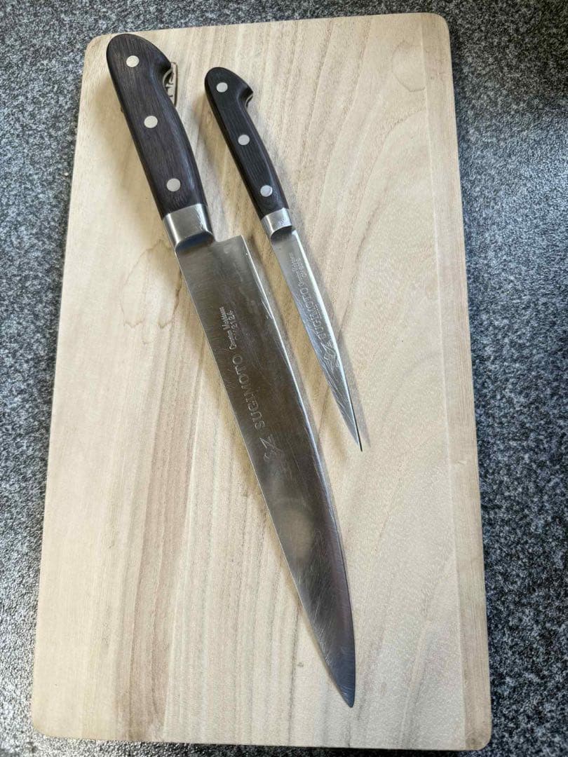 研ぎ済み)杉本包丁CM2124 牛刀 225mmと杉本骨スキ包丁2本セット - メルカリ