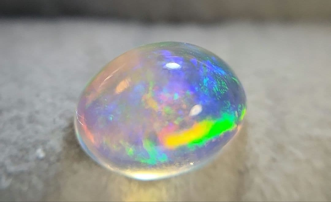 高品質！天然ファイアーオパール 1.628ct