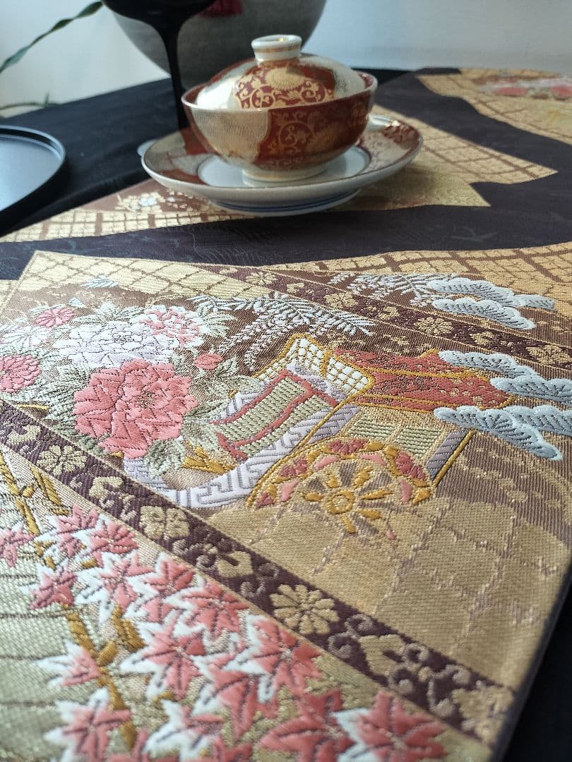 A945☆高級‼️豪華刺繍‼️ひな祭り‼️テーブルランナー2m10cm - メルカリ