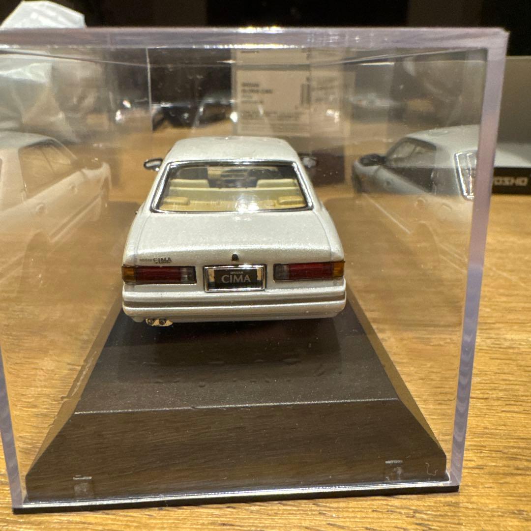 KYOSHO NISSAN GLORIA CIMA FY31 ホワイトパール - メルカリ