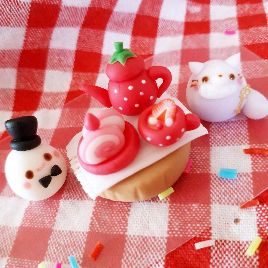 不思議なお茶会♡ Amazon.co.jp: 変なお茶会 : 佐々木マキ, 佐々木マキ: 本