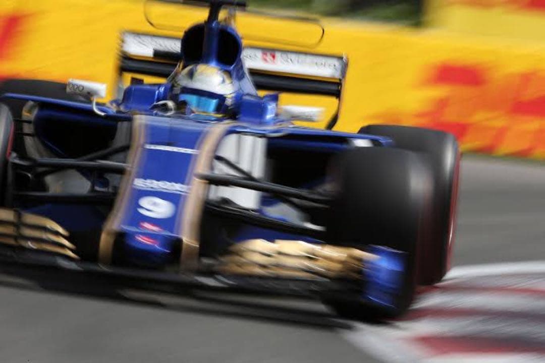 2017 Sauber F1 Team アントニオジョビナッツィ直筆サイン - メルカリ