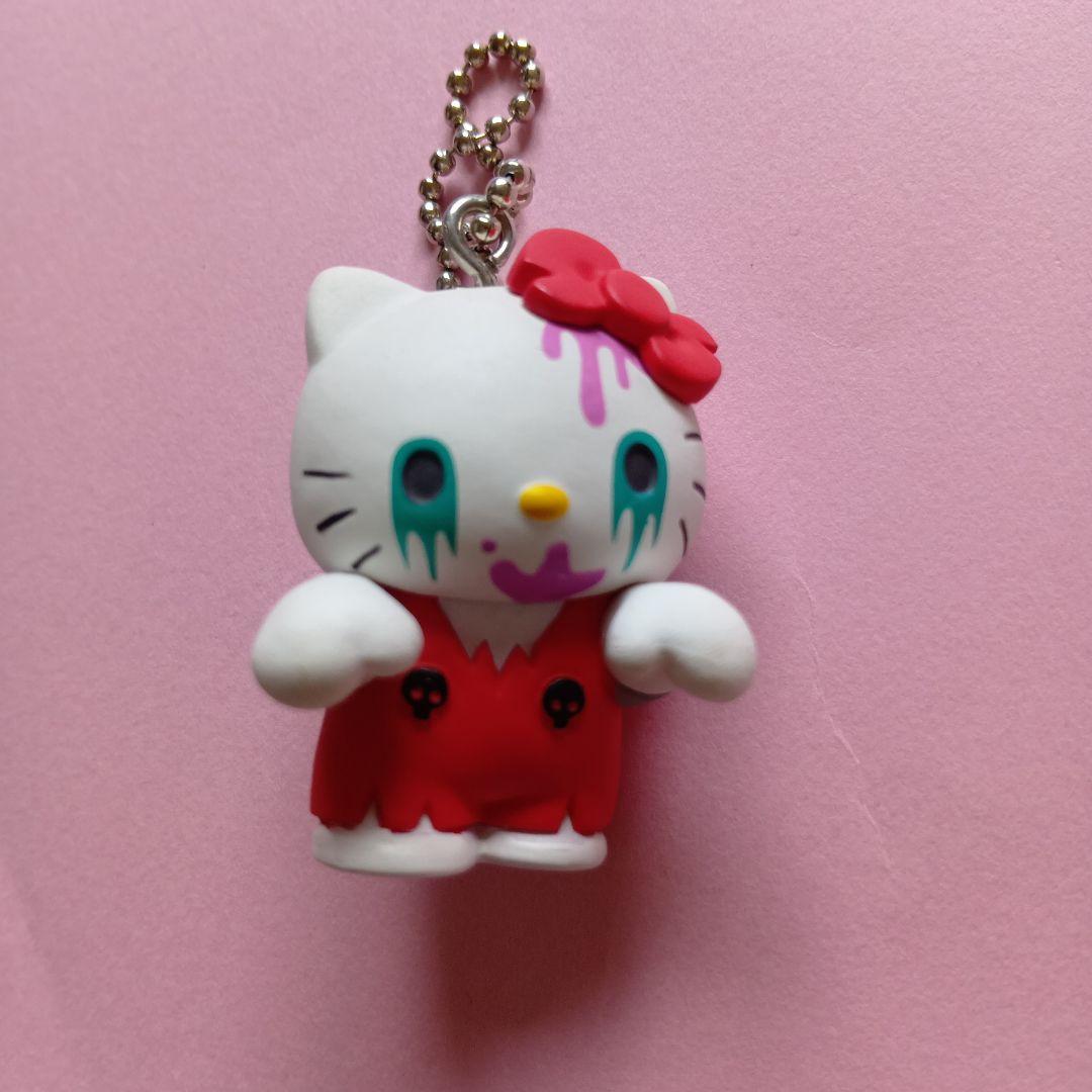 ハローキティ キーホルダー カプセルトイHELLOKITTY激レア - メルカリ