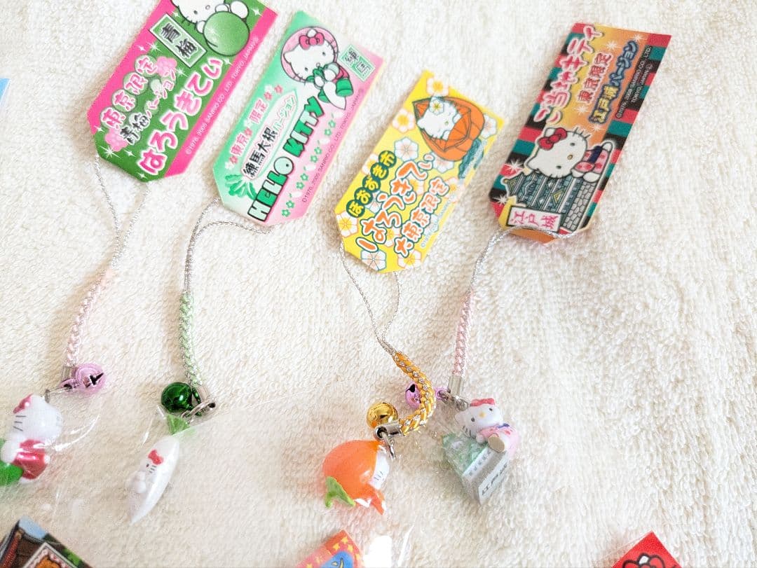 こ*き様 ハローキティ 白鳥ストラップ 東京限定