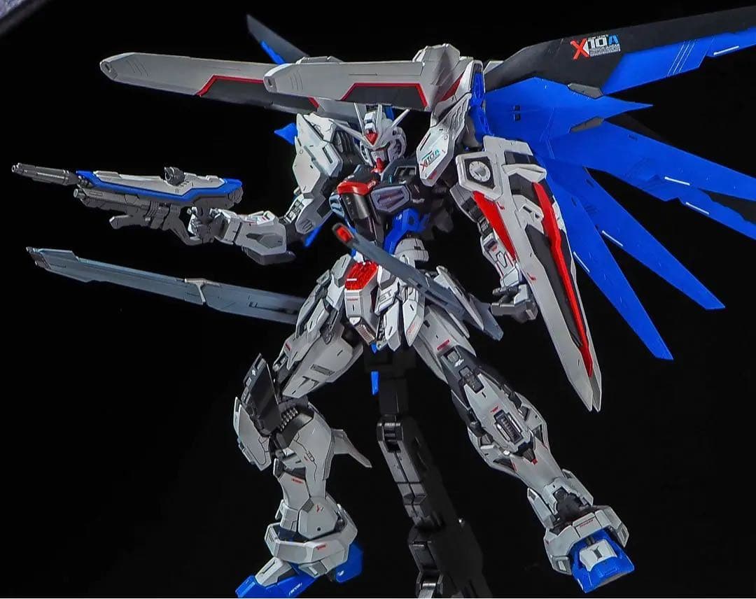 モデルグラフィックス参考作品 MGEX ストライクフリーダム 全塗装 完成