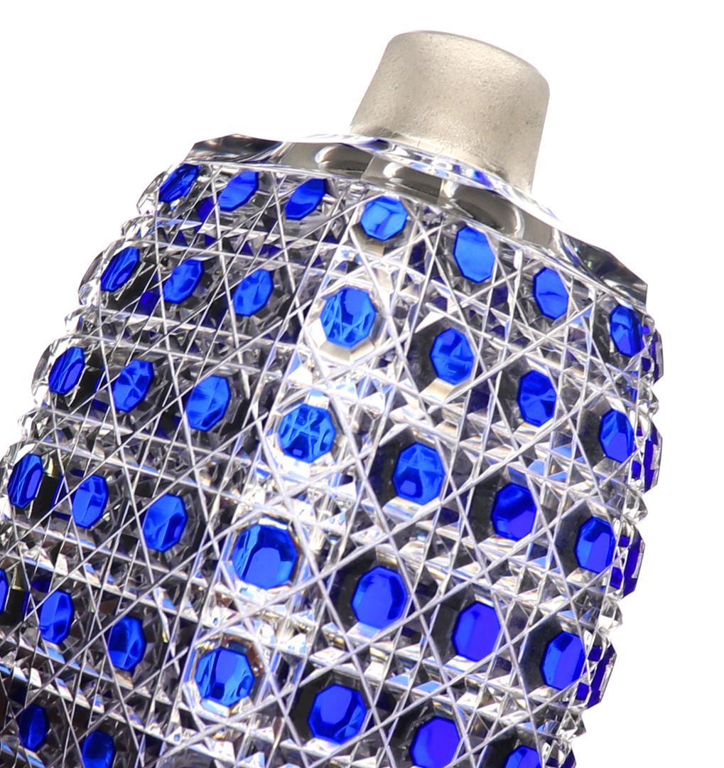 オールド・バカラ 19世紀 上級作品 青色被せ 切子花瓶 ディアマン