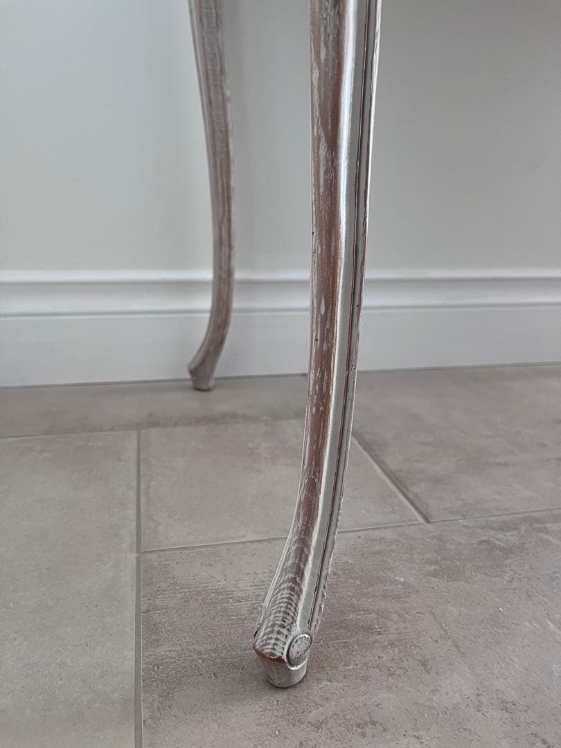 ドレッサーにぴったり】ガラス天板引き出し付き、優雅なコンソールテーブル