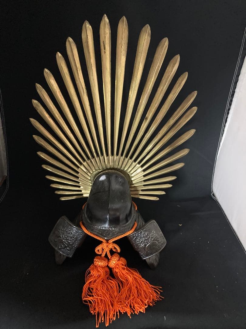 開運 置物 豊臣秀吉 五月人形 金色の兜 兜 一の谷馬蘭の兜 出世 - メルカリ