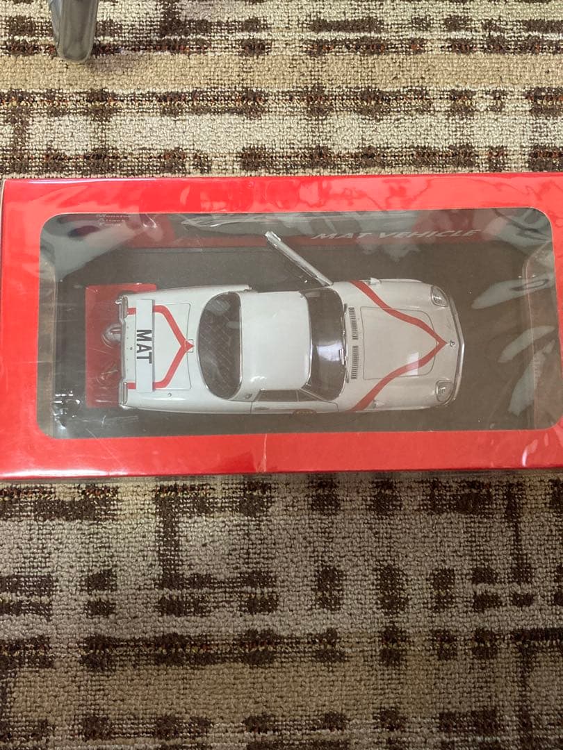 オートアート 1/18 ウルトラマン MAT車両 モデルカー 模型