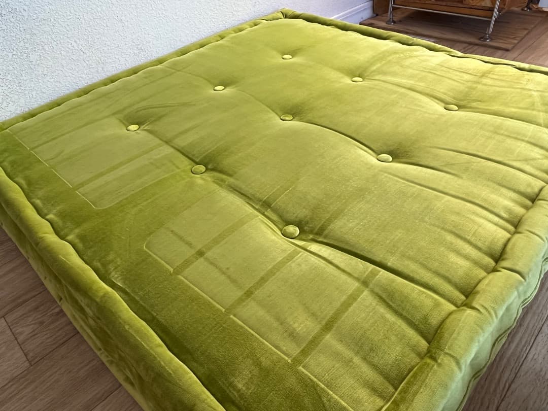 ロッシュボボア ソファ2点セット ミッソーニ生地 × グリーン座面下