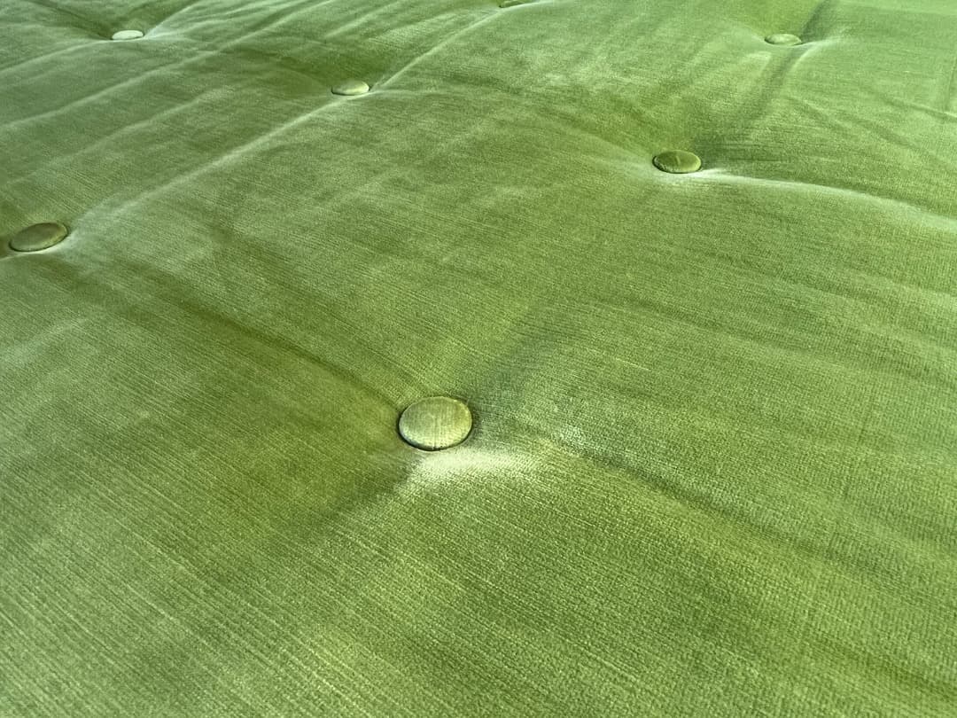 ロッシュボボア ソファ2点セット ミッソーニ生地 × グリーン座面下