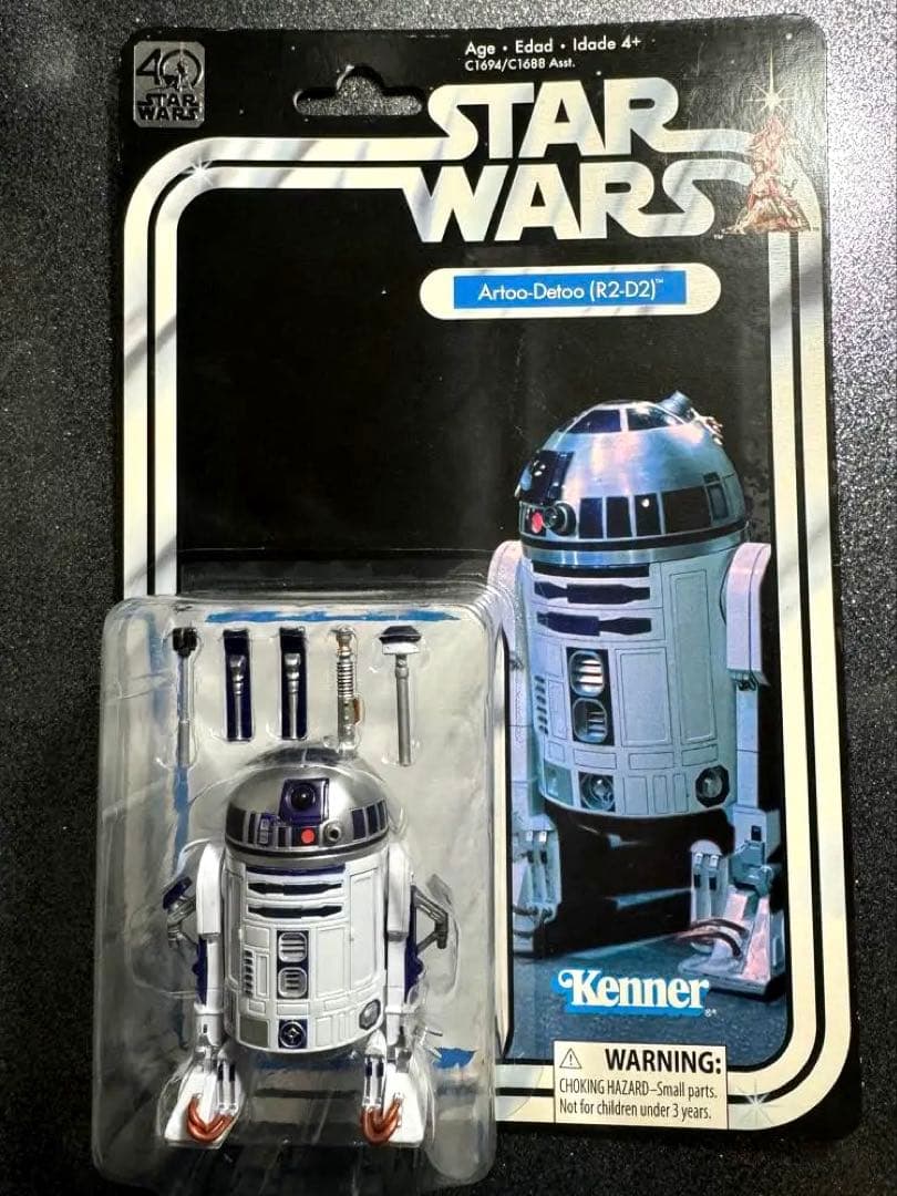 スター・ウォーズ R2-D2 フィギュア 40周年記念 Star Wars The Black Series Artoo-Detoo (R2-D2) 40th Anniversary