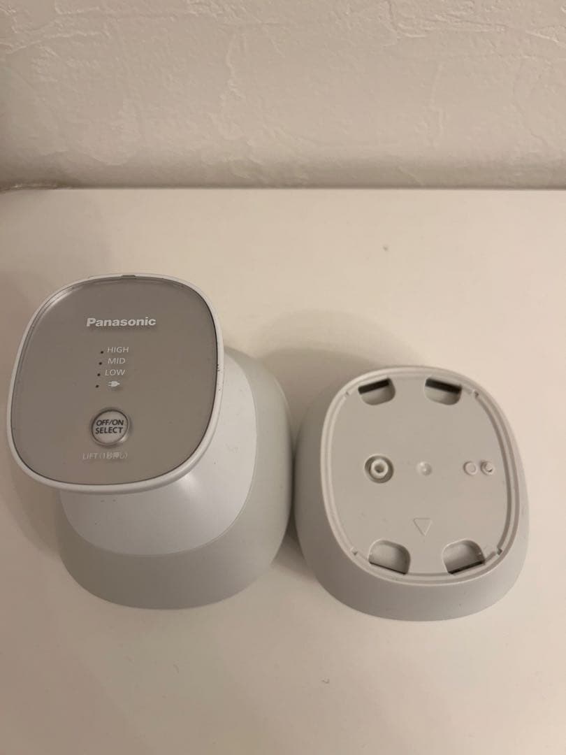 パナソニック EH-HE0J-S 頭皮エステ スパイラル&スライド 楽天市場】2023年9月1日モデル パナソニック Panasonic 頭皮エステ