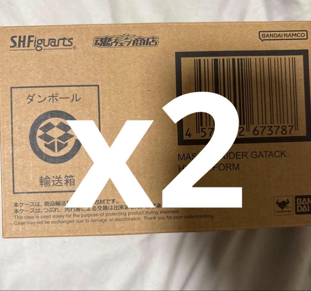 S.H.フィギュアーツ 真骨彫製法 仮面ライダーガタック ハイパーフォーム 2体 真骨彫製法」より「仮面ライダーガタック ハイパーフォーム」や