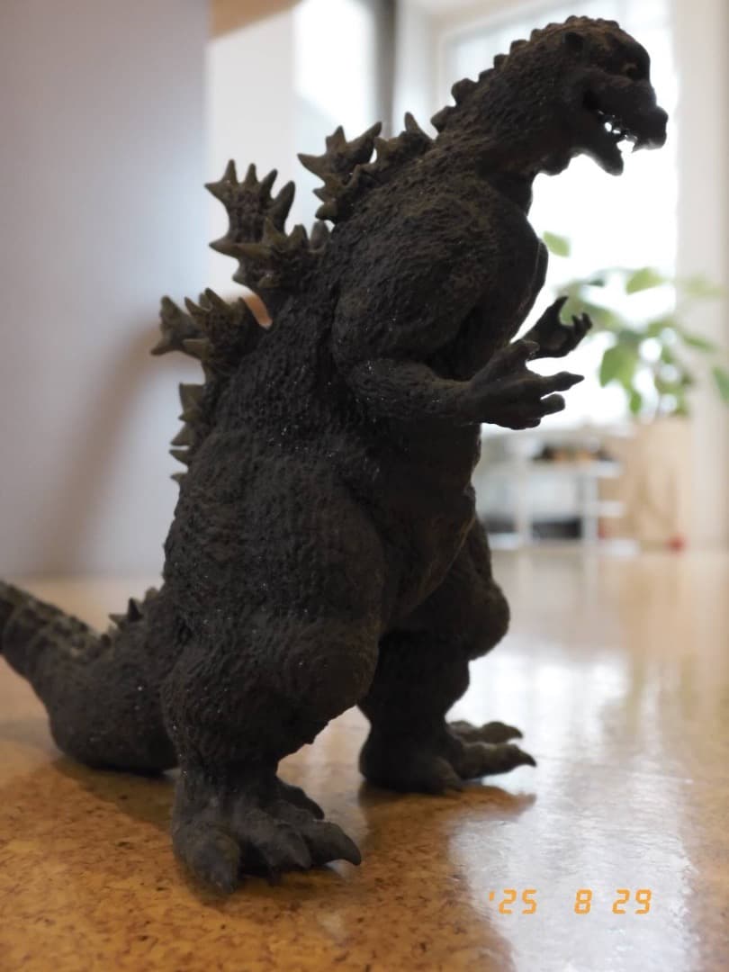 ♦️ゴジラ1954（初代ゴジラ）海洋堂ソフビ 酒井ゆうじ造形 - メルカリ