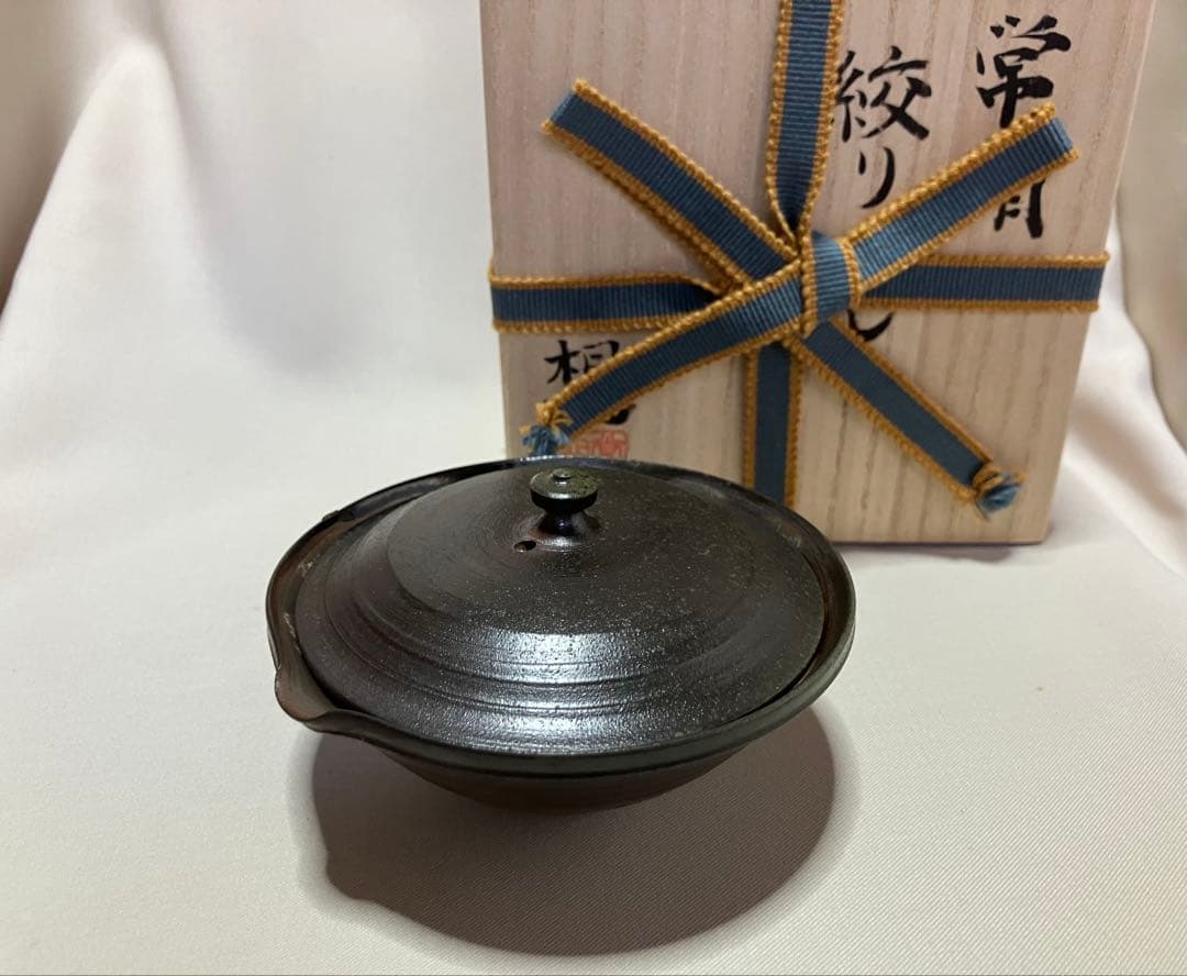 山田想　急須　茶注　絞り出し　共箱　宝瓶　薪窯　登窯焼成　山田常山　常滑焼 山田想 青宝瓶 常滑焼急須 満容量100ml 薪窯焼成 作家もの煎茶器 桐箱