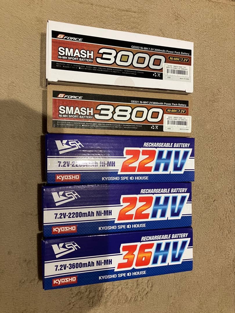 京商・g-force・バッテリー新品・5本セット G-FORCE 単3／単4ニッケル水素／ニッカドバッテリー用充放電器