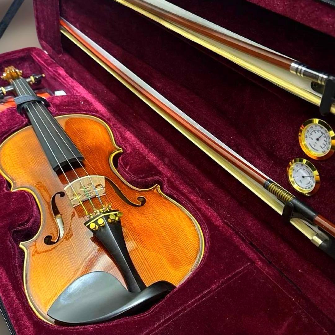 ヴァイオリン　4/4 ストラディバリウスモデル　Stradivarius バイオリン本体 4/4サイズ きらびやか仕上げ ストラディバリウス 本格