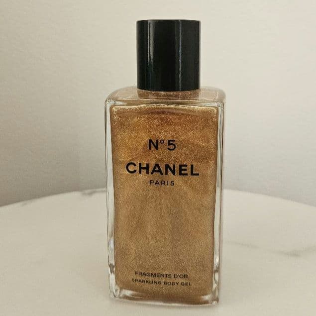 シャネル　No.5　ジェルパフューム　スパークリングボディジェル シャネル / シャネル N°5 ザ スパークリング ボディ ジェル