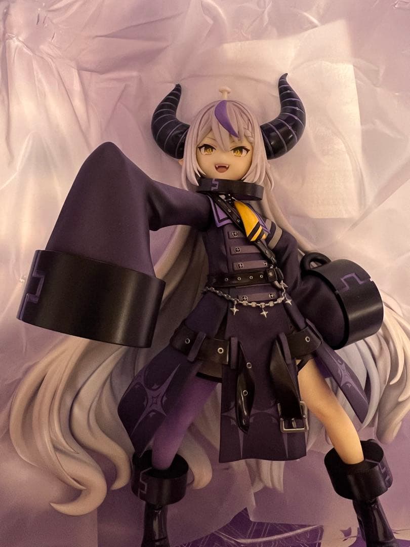 中古）ホロライブプロダクション ラプラス・ダークネス 1/6 - メルカリ