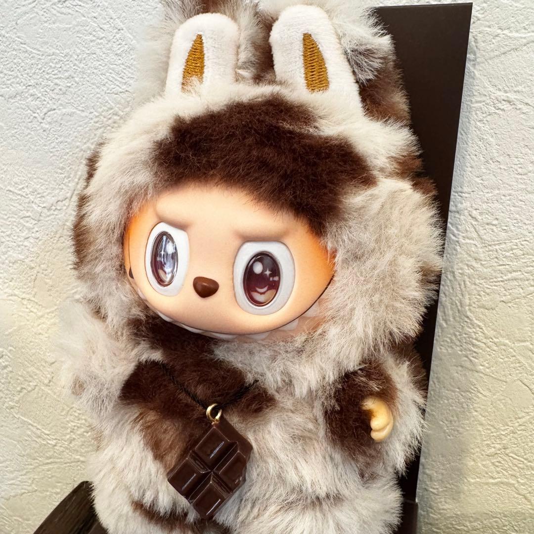 海外限定】ZIMOMO LABUBUぬいぐるみキーホルダーチョコ - メルカリ