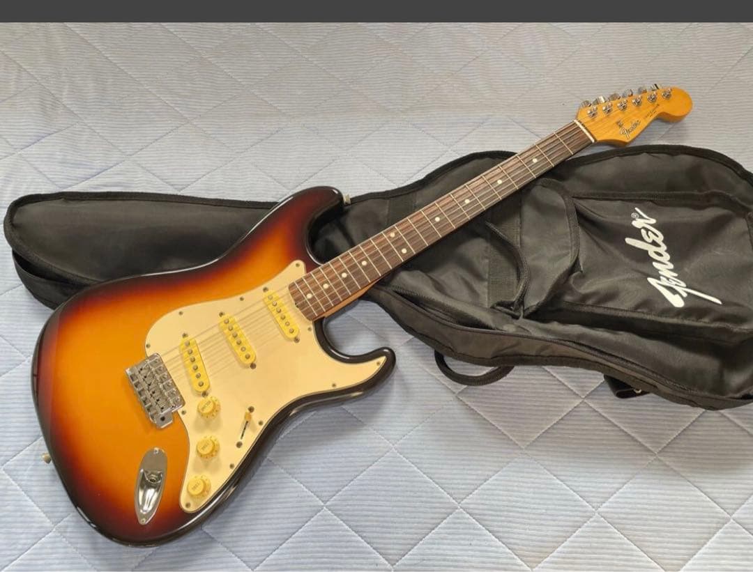 Fender japan フジゲン　ST-40J サンバースト ギター Fender japan フジゲン ST-40J サンバースト ギター Fender japan