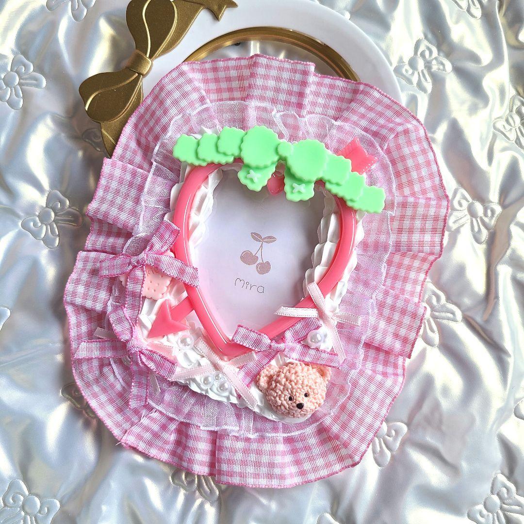 訳あり】B8 ピンクフリル 苺 硬質カードケースデコ ホイップ クマ