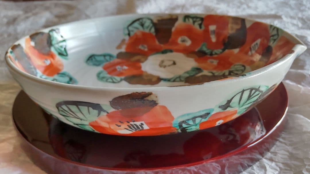 未使用 美濃焼 和田一人作 紅白 椿 片口鉢 皿 金彩 - メルカリ