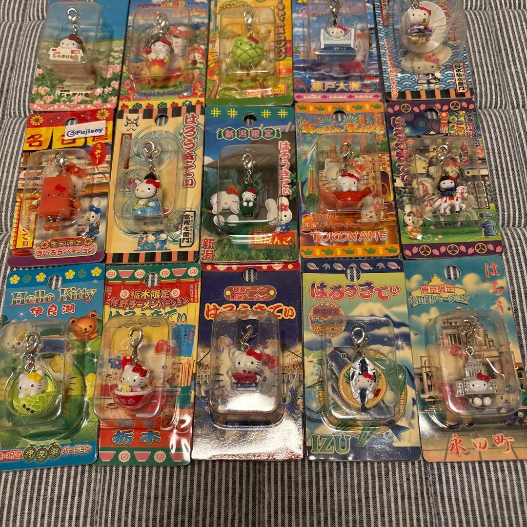 ご当地キティ ファスナーマスコット セット - メルカリ