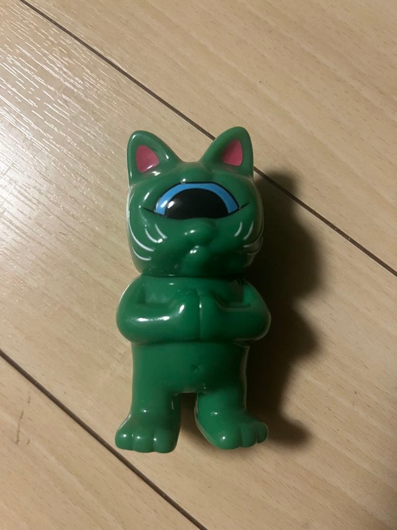 REALHEAD フォーチュンキッド (緑成型/目青色塗装／耳ピンク) - メルカリ