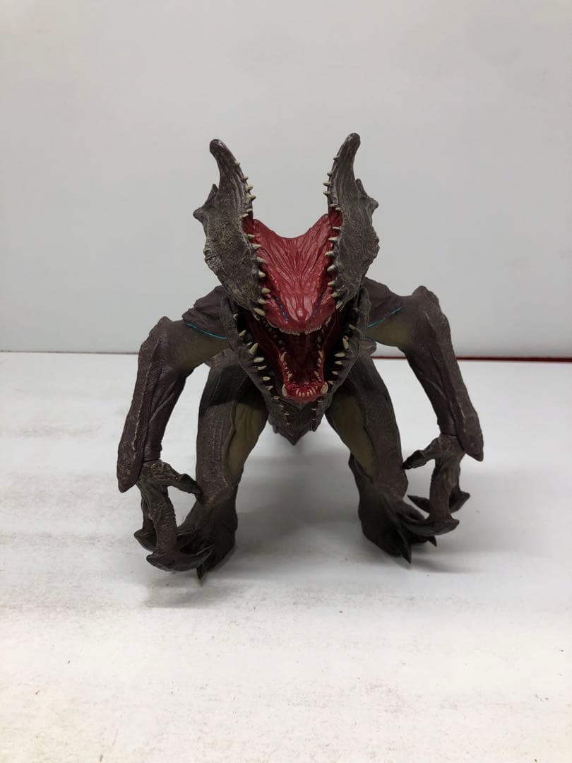 kny27048#57 パシフィック・リム ソフビ魂 3種セット 中古品 - メルカリ