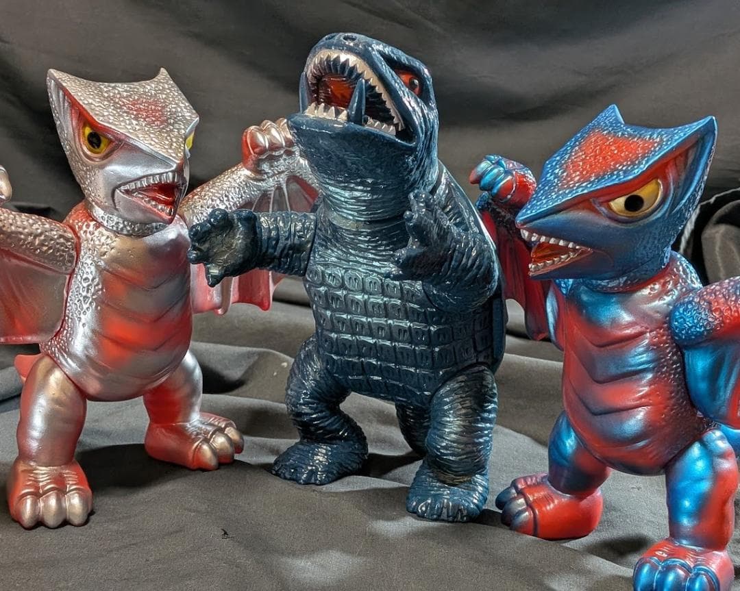 ギャオス（マルサン）電撃怪獣大作戦ソフビフィギュア - メルカリ