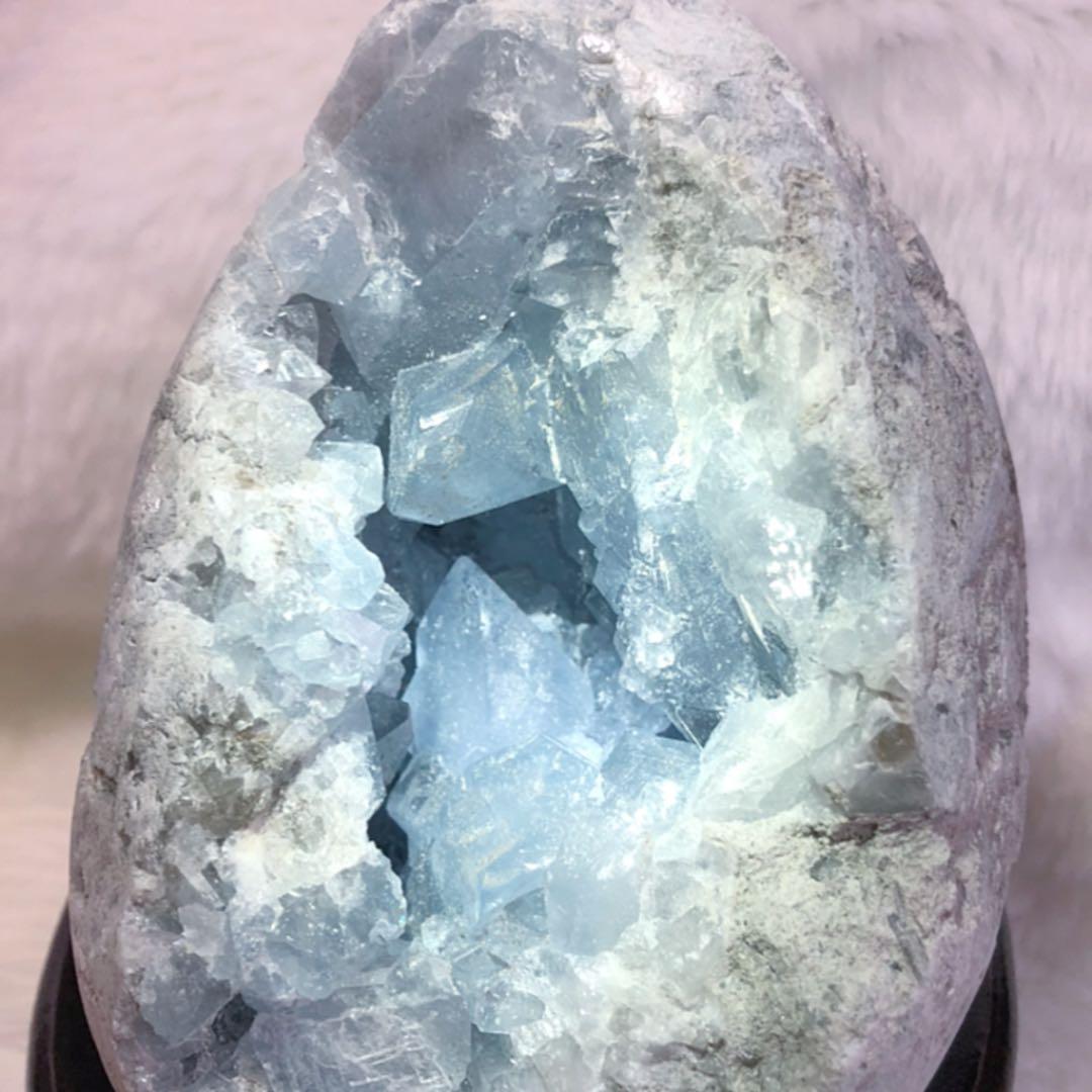 ☆ 2.9Kg！たまご型 セレスタイト (天青石) 原石 天然石 パワーストーン