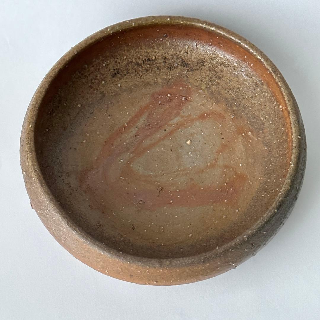 金重まこと 備前 緋襷 丸皿 小鉢 金重 愫 作 「緋襷麦酒呑」 ～備前焼専門卸小売店 川口陶楽苑～