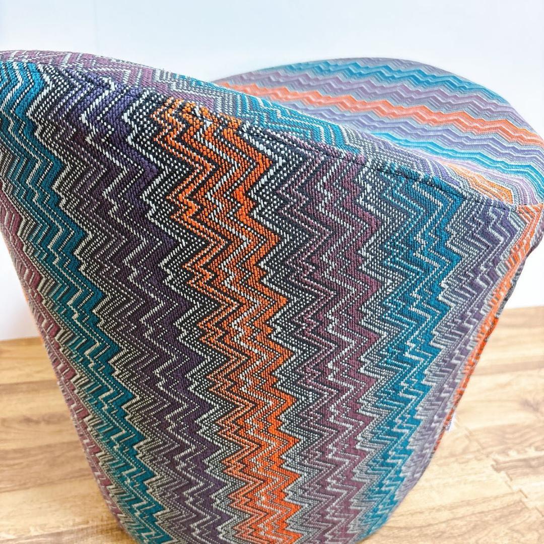 美品 ボーコンセプト スツール マルチカラー 椅子 曲線デザイン 北欧