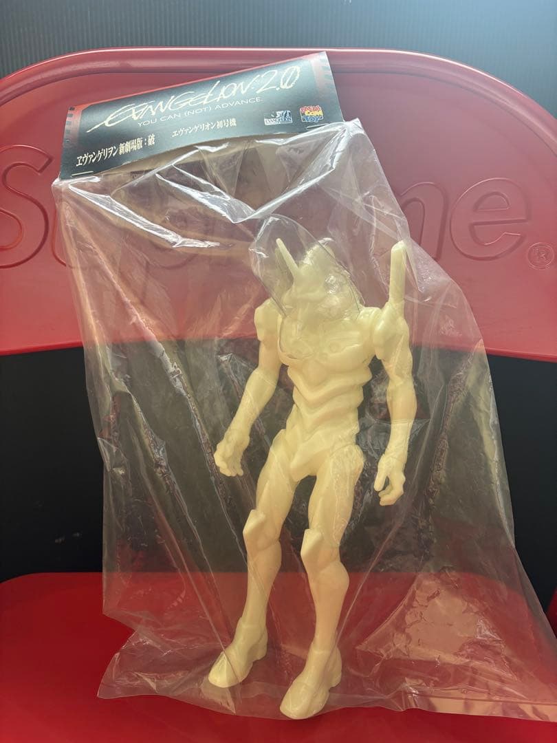 エヴァンゲリオン ソフビ光の巨人ver 未開封品 エヴァンゲリオン キューブリック 光の巨人】 | Y'sすらいむ。 STORE