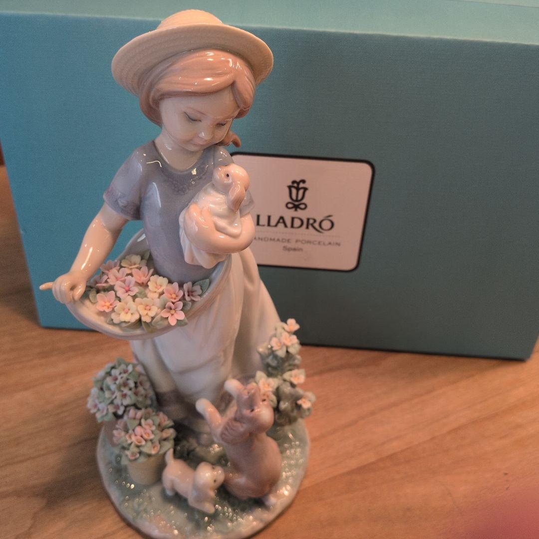 Lladro 僕と遊ぼう 僕と遊ぼう | リヤドロ公式オンライン