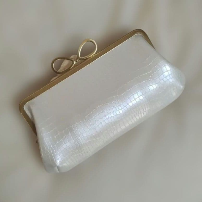 りんご様　オーダー専用ページ 青森りんごアート企画「10分間釘付けポスター」A3版がダウンロードでき