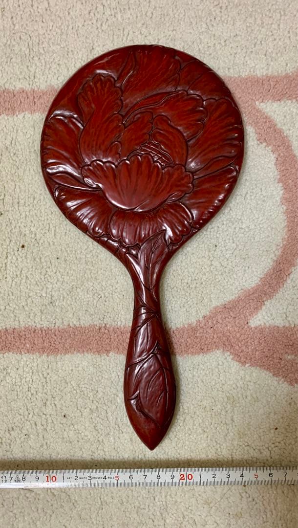 未使用品　鎌倉彫　手鏡　芍薬　アンティーク　昭和レトロ 3433A00C-99F3-4611-B7B0-