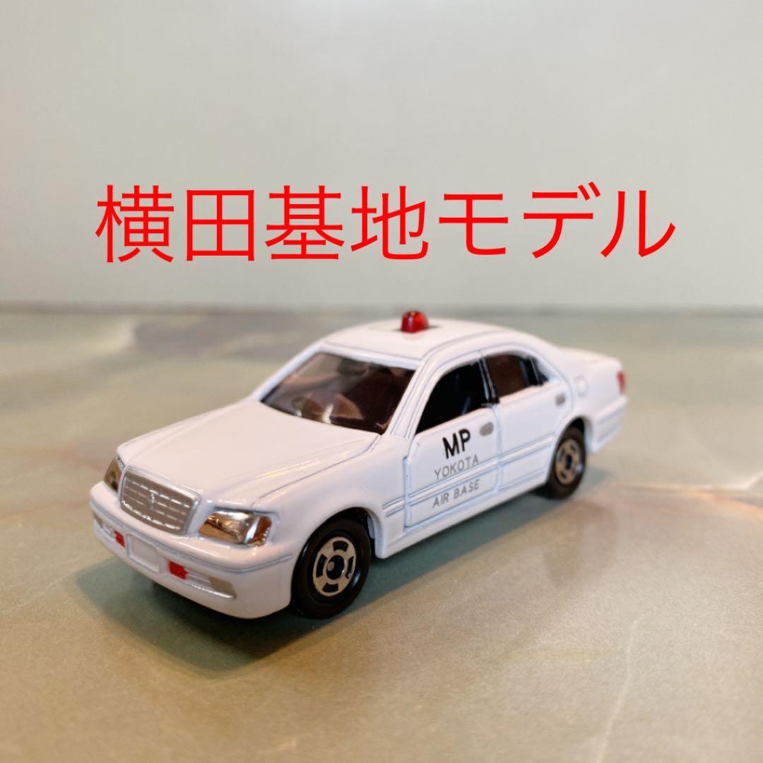 トミカNO.92トヨタクラウンハイブリッド(MP YOKOTA AIR BASE トミカNO.92トヨタクラウンハイブリッド(MP YOKOTA AIR BASE - メルカリ