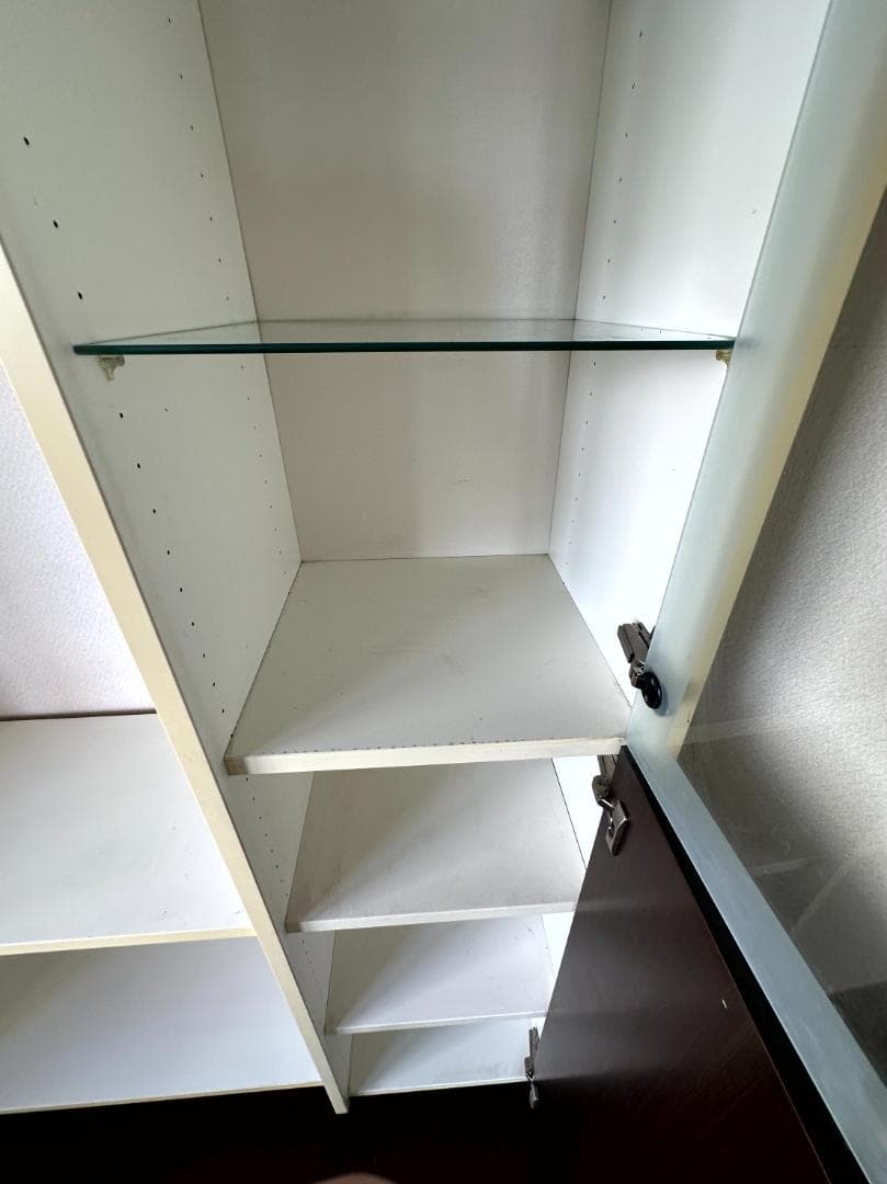 大型 壁面収納棚 ガラス扉キャビネット 208x166x40 - メルカリ