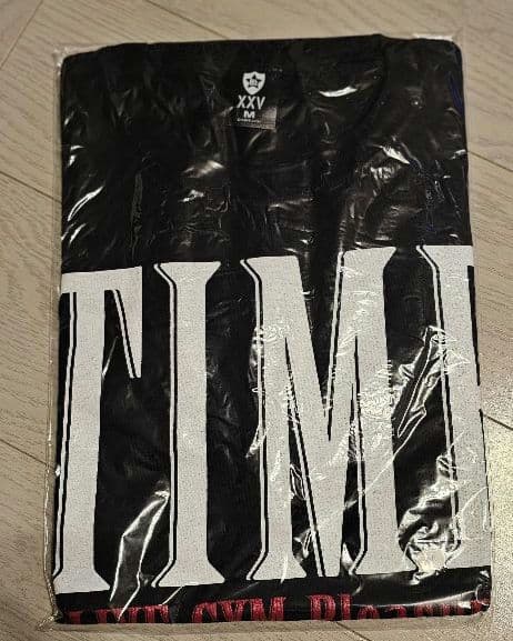 新品未使用】B'z歴代ツアーTシャツ他 SET - メルカリ